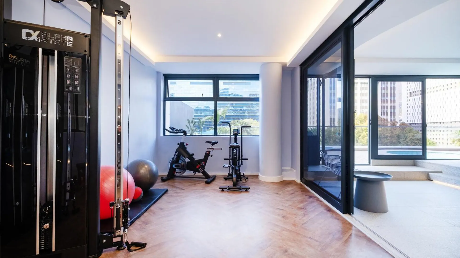 808 Zeeland Pier - Lux Aprt With Parking Near Cticc Apartment Cape Town 0*,  South Africa